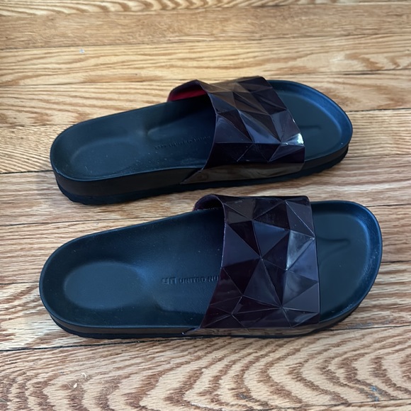 United Nude Slides